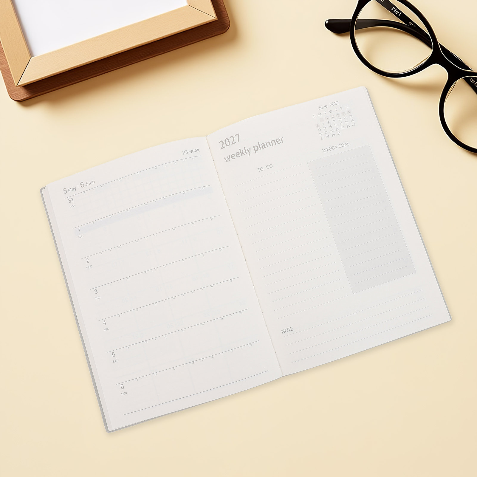 Spiral Bound Grid Notebook A5 - 2027 Profesyonel Planlayıcı Defteri, A5 Boyutunda,